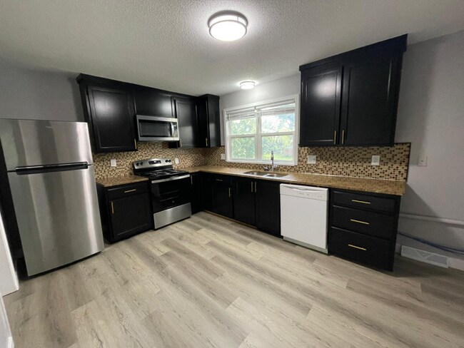 Photo - 4502 Waterloo Dr Unit A