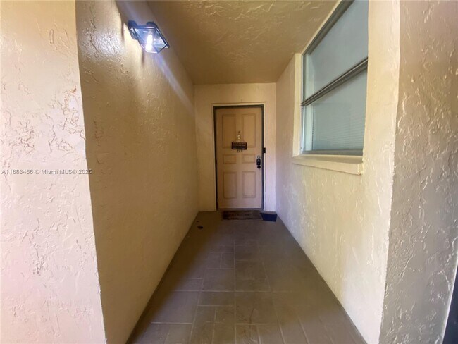 Photo - 3801 Environ Blvd Unit 212