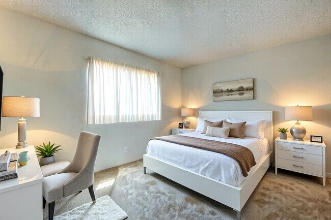 Del Rey Vista Apartments