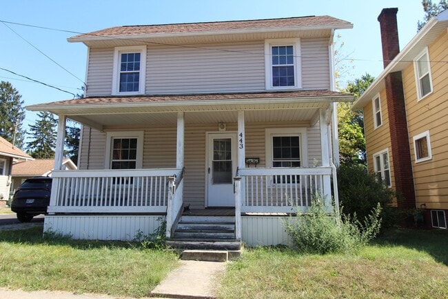 Building Photo - Two bedroom, single family home