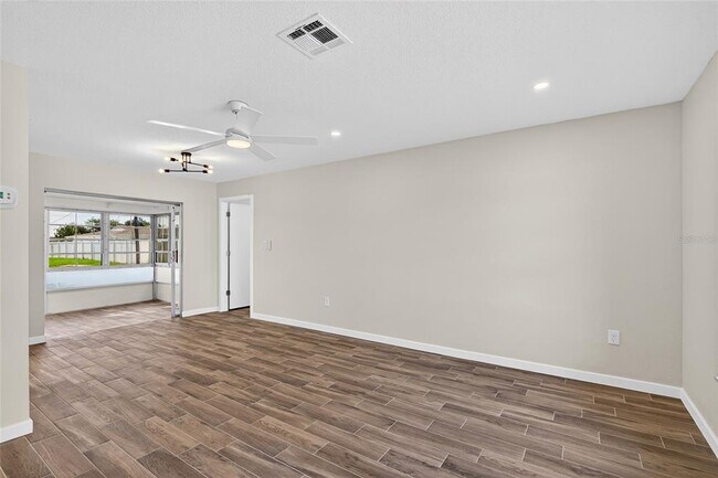 Photo - 430 Sunnyside Dr