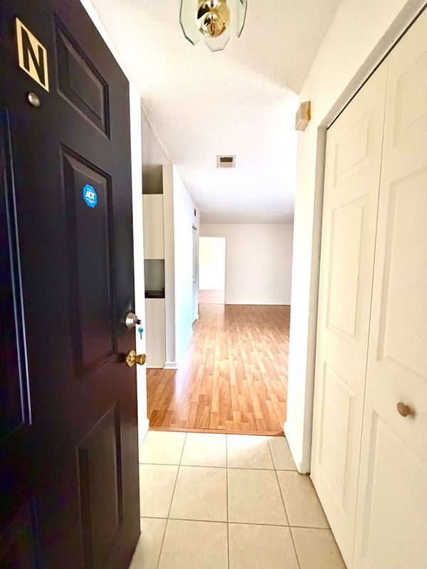 Photo - 3595 Woodbriar Cir