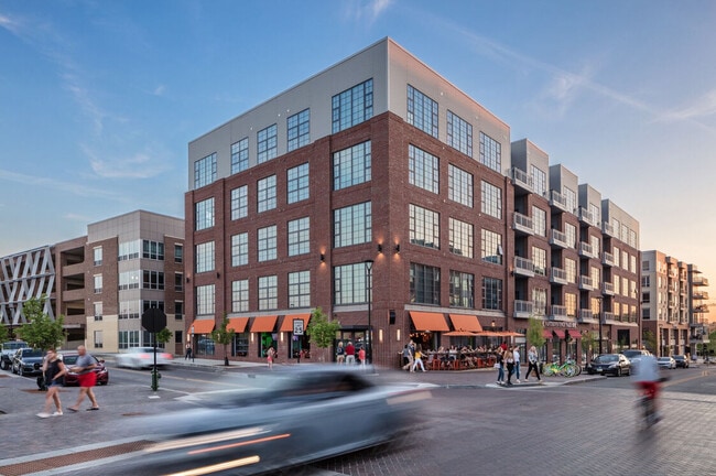 Building Photo - 6640 Mooney St Unit 1 BDR Apt in Bridgepark