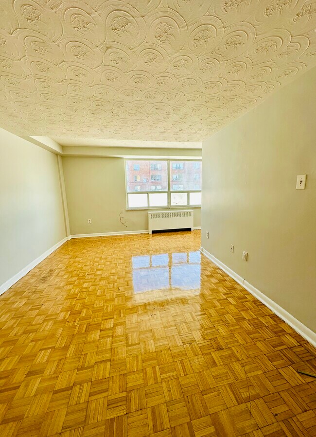 Photo - 2 WYCOMBE APARTMENTS