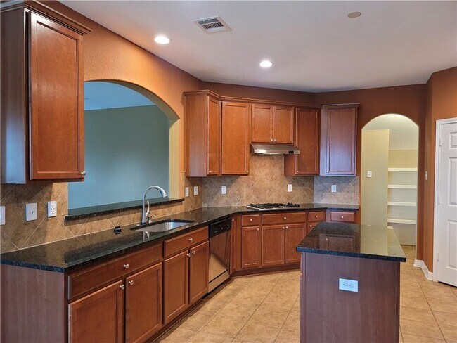 Photo - 1901 Woodhaven Ct