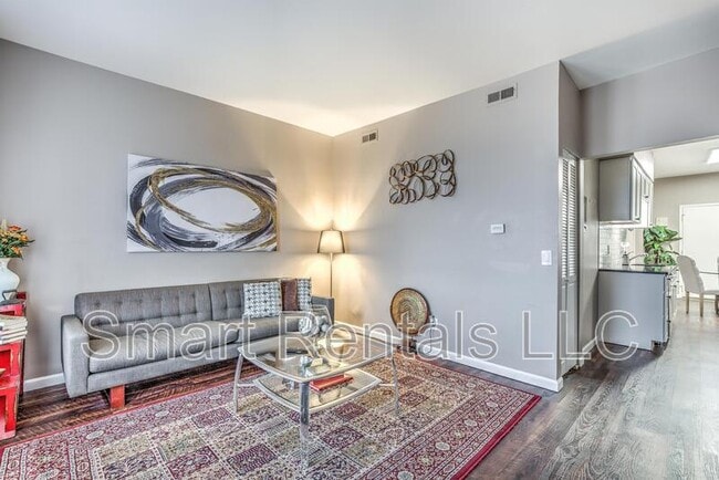 Building Photo - 1646 S 39th St Rental