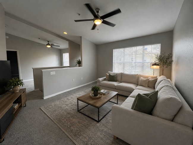 Building Photo - 821 Grand Regency Pointe Unit 201