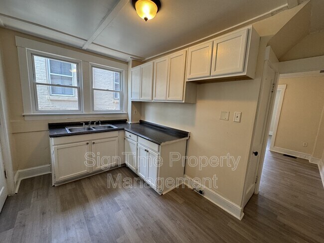 Photo - 235 East Ave