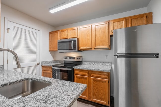 Photo - Shenandoah Commons