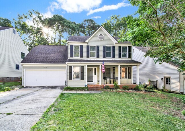 Building Photo - Spacious 4 Bed 2.5 bath Home in Davis Lake...