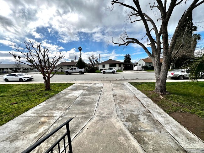 Photo - 214 Faber St