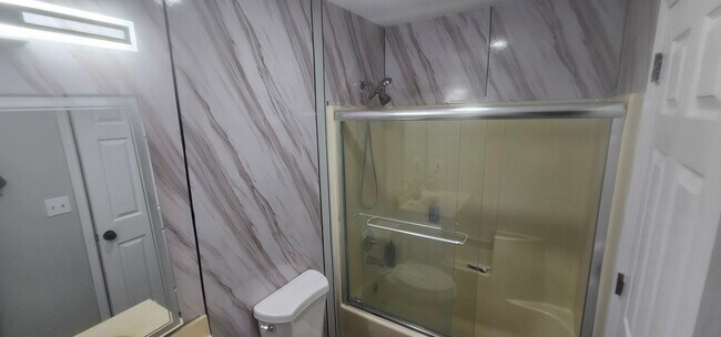 Photo - 260 Birchwood Dr