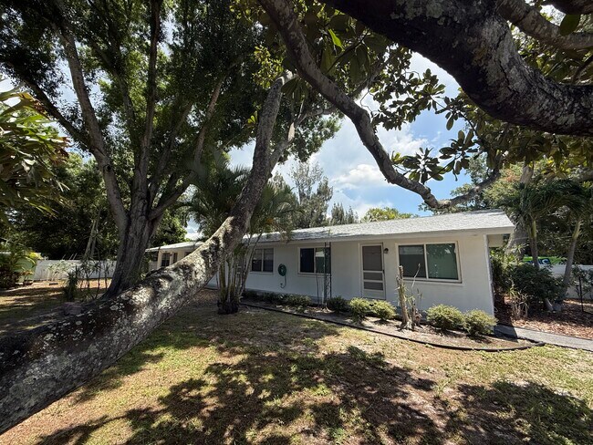 Photo - 6775 49th Ave N Unit 6775 1/2