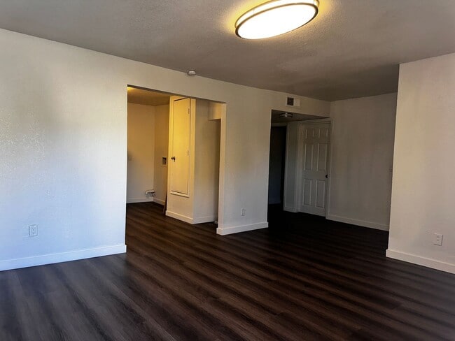 Photo - 2 bed 1 bath with attached garage Unit A