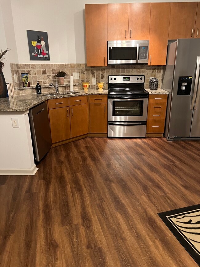 Photo - 898 Oak St SW Unit 3112