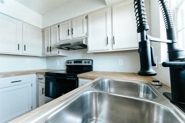 Photo - 1404 Condo Dr Unit 1404