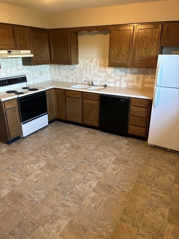 Photo - 1408 E 27th Ave