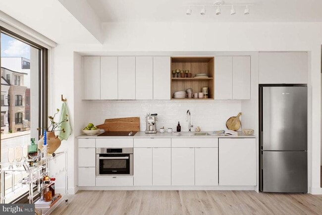 Photo - 1 Florida Ave NE Unidad 501