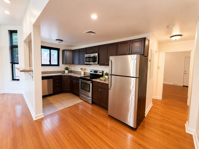 Photo - 735 N Highland Ave Unit #3
