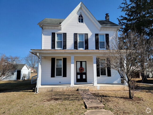 Building Photo - 14 Swamp Church Rd Rental