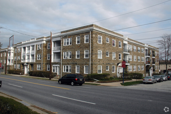 Building Photo - Shirley Apartments