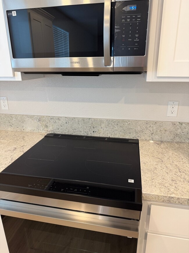 Photo - 2777 Compile Wy