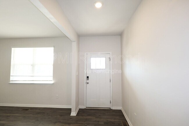 Photo - 7001 Batten Ct