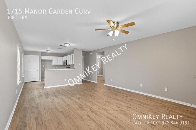 Photo - 1715 Manor Garden Curve