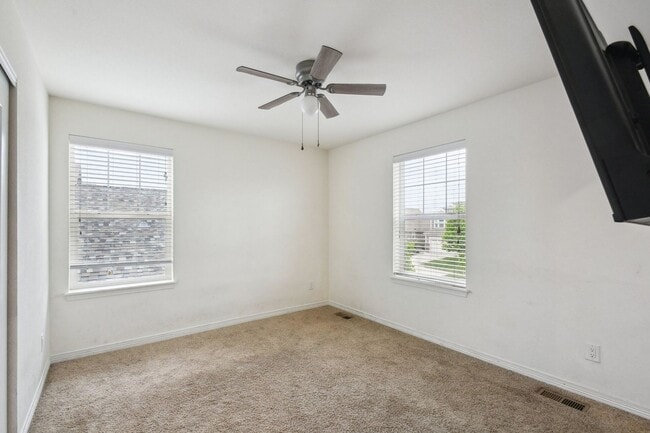Photo - 8910 Azalea Ct