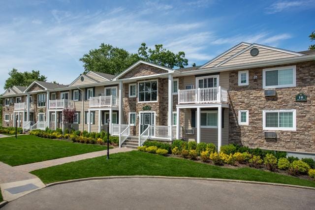 Photo - Fairfield Creekside At Patchogue Village