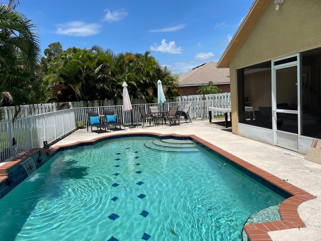 Photo - 562 SE Walters Terrace