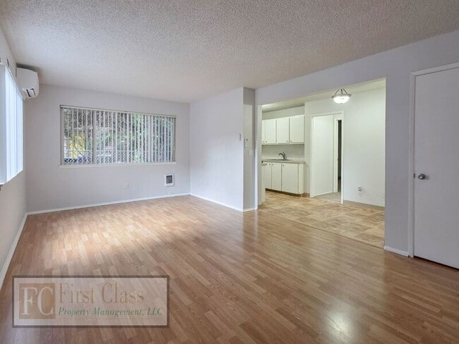 Shade Tree Apartments