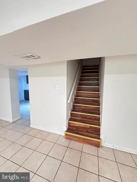 Photo - 9326 Wellington St