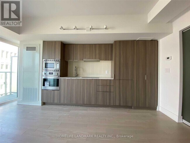 Photo - 955 Bay St. Unit 1908