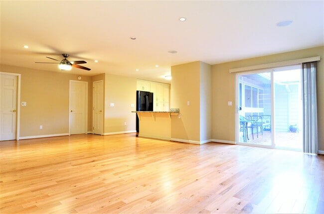 Photo - Must see!!! Updated Rambler on Glencoe Community