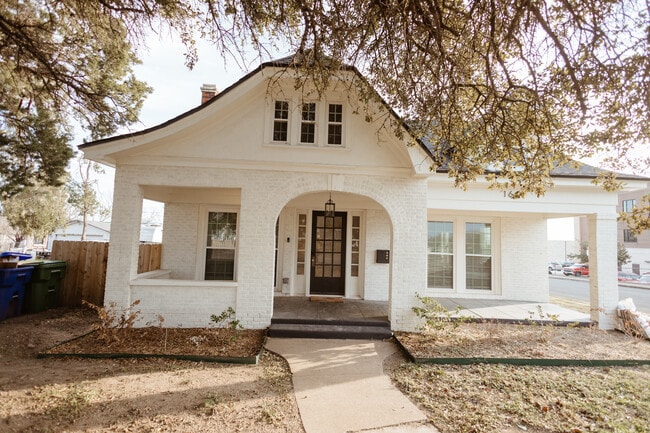Building Photo - 1601 N 17th St