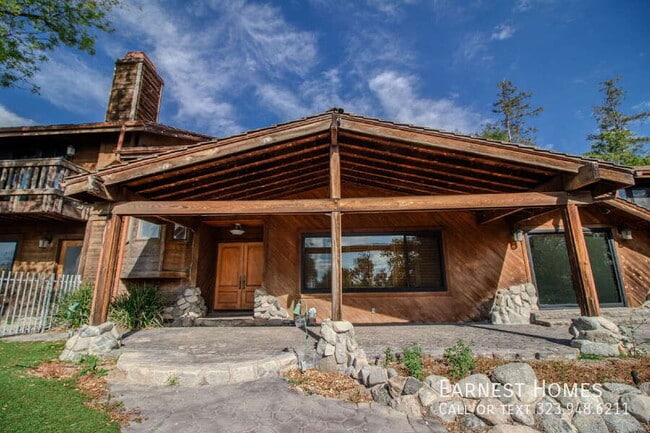 Photo - 11619 Lerdo Ave