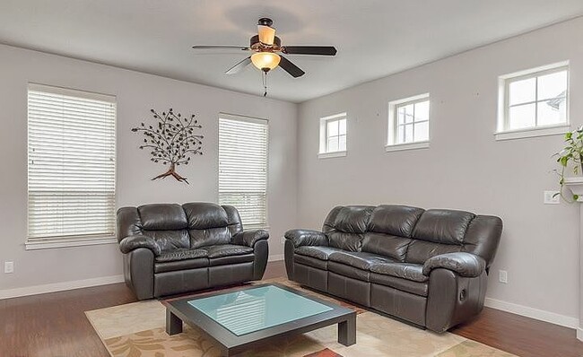 Photo - 132 NE 64th Terrace