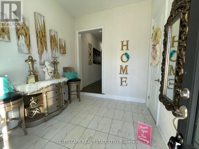 Photo - 3041 Post Rd