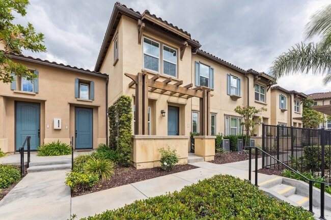 Casa Lago Eastlake