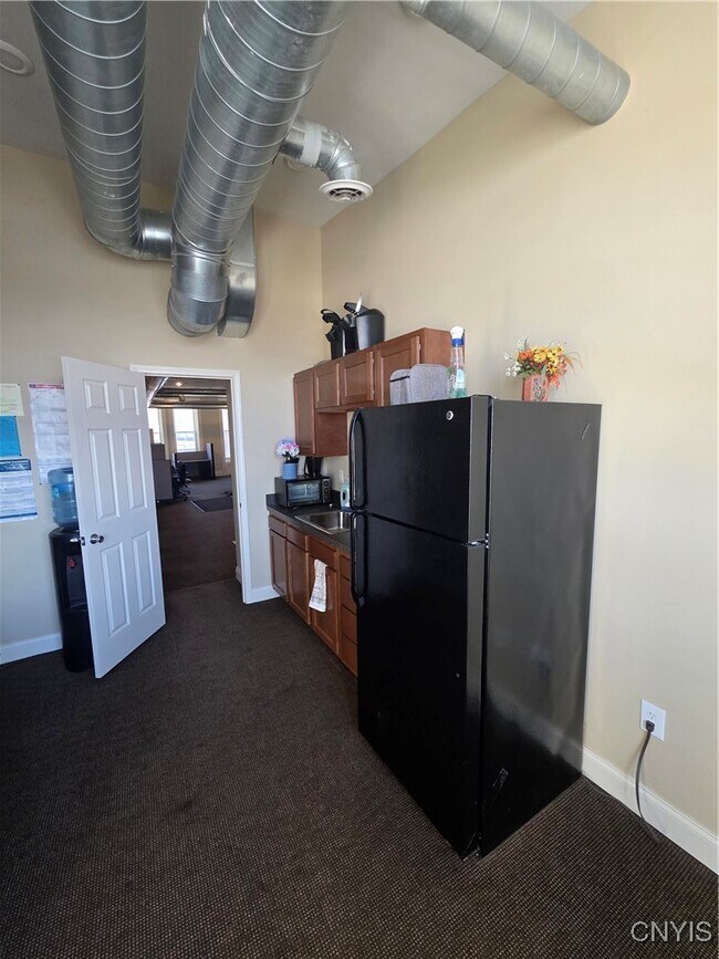 Photo - 807-13 N Salina St