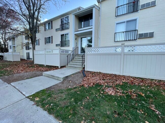 Photo - 9 Village Hill Ln Condo Unit 16