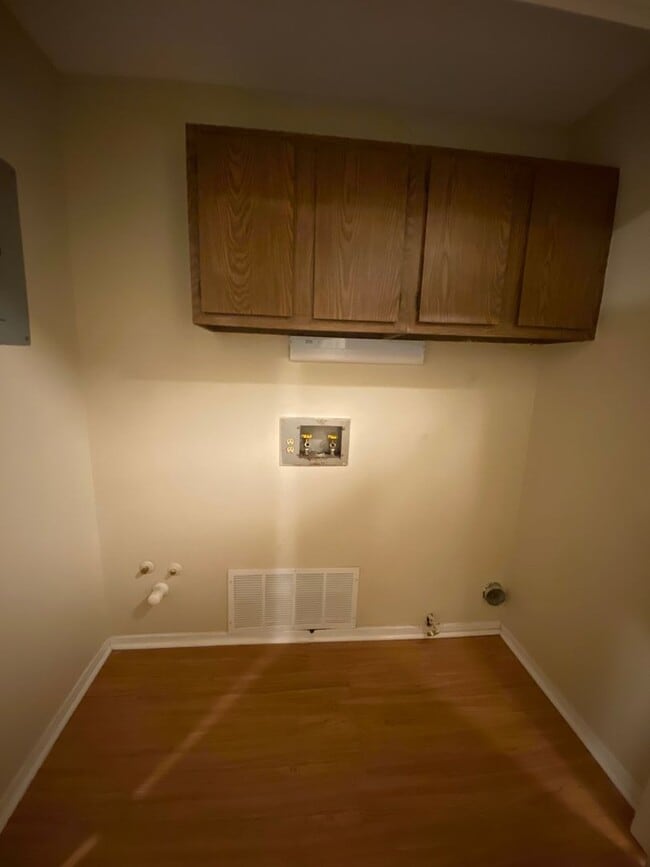 Photo - 1925 SE King Ave