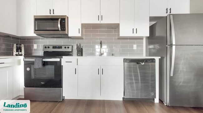 Photo - 760 S Boulder Hwy Unidad 1-304.1407662