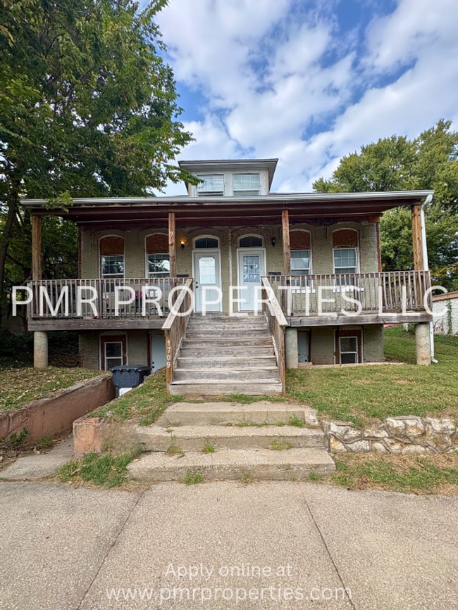 Building Photo - 1709-1711 Howard Unit 1711 Howard St.