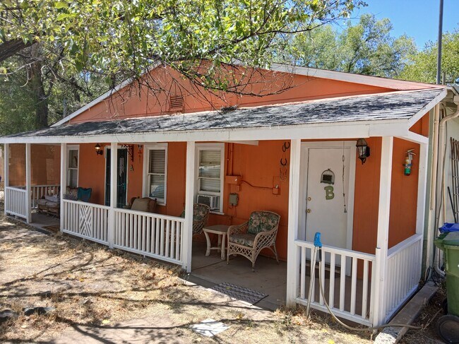 558 Dameron Dr Unit A