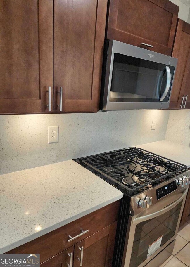 Photo - 232 Greensprings Terrace