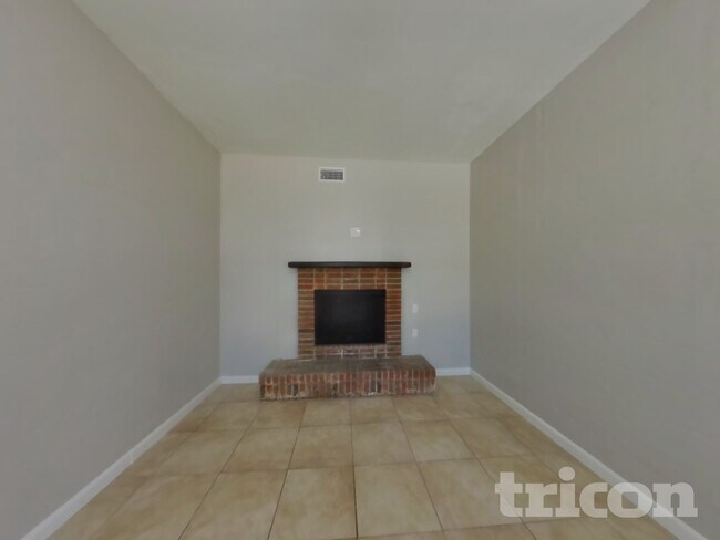 Photo - 7138 Mayapple Rd