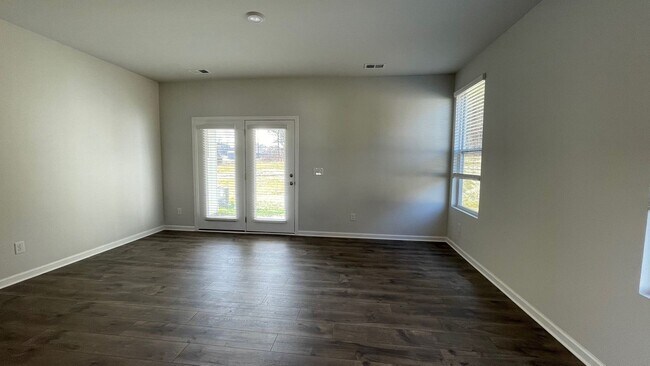 Photo - 2011 Widgeon Pt