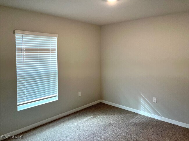 Photo - 3020 N Lakewood Rd